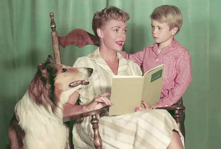 June Lockhart and Jon Provost talking