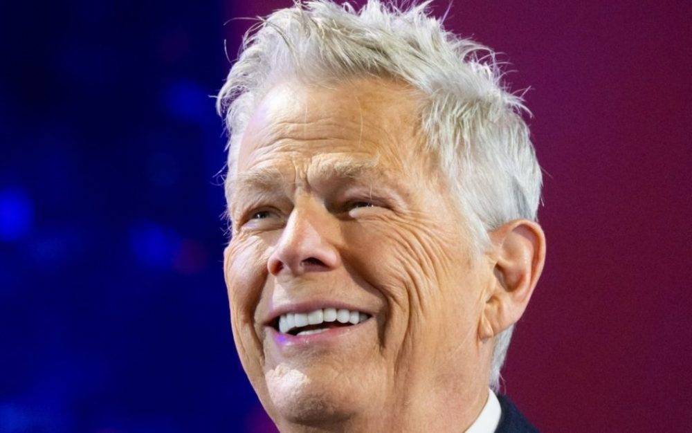 David Foster Breaks Silence on Controversial Red Carpet Moment with Meghan Markle and Prince Harry